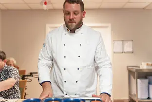 Collaborateur cuisine de la résidence Parc Palace (06-08-26)