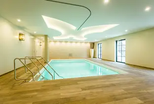 Piscine de la résidence Belle Epoque