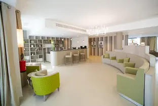 Salon/Bar de la résidence Bonaparte