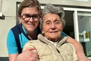 Résidente et membre de l'équipe KELA à la résidence Hardoy