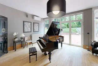 Piano de la résidence Domaine Churchill
