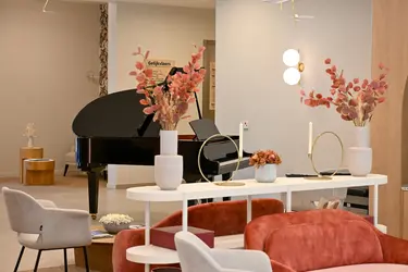 Salon avec piano de la résidence Ten Berch