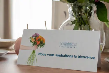 Message de bienvenue en français à la résidence Lucie Lambert