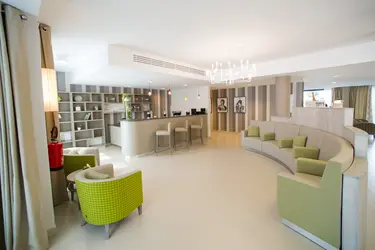 Salon/Bar de la résidence Bonaparte