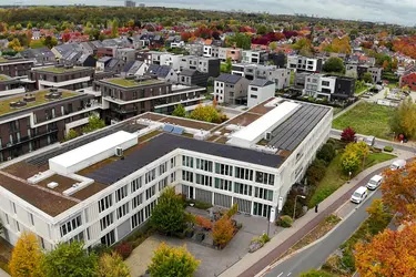Extérieur vu de drone de la résidence Ter Eyke